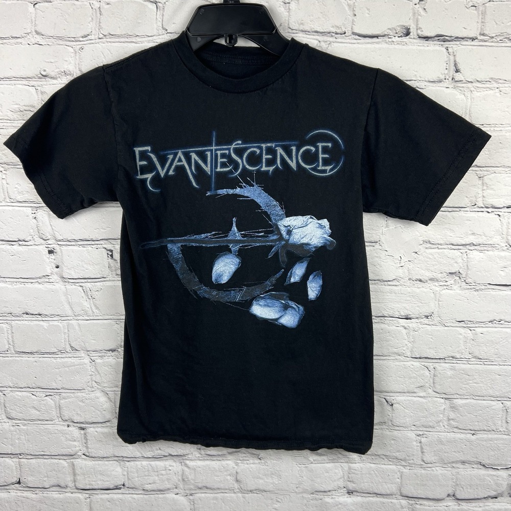 Evanescence Falling‎ Petals T Shirt Cotton Adult Small Rock Band Music Emo Goth